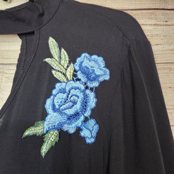 Unique Spectrum V-Neck Black Embroidered Tunic Choke Collar Women's Size XL - Picture 4 of 15